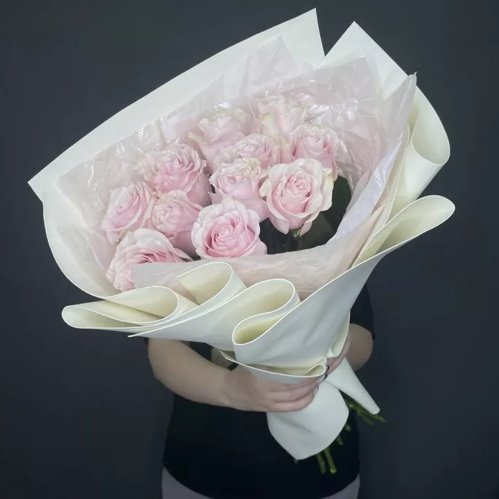 Букет из 11 розовых роз Pink Mondial - фото 1